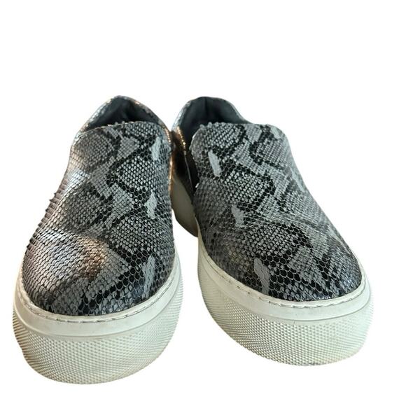 J Slides SlipOn Platform Sneaker Snake-Embossed Cleo Leather Black Size 9.5 - Picture 3 of 15